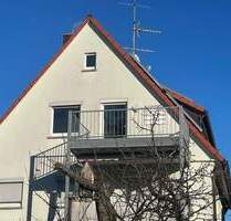 Lichtdurchflutete 3 Zi.-Whg. mit Sonnenbalkon, Gartenanteil und Tageslichtbad im Dreifamilienhaus - Korntal