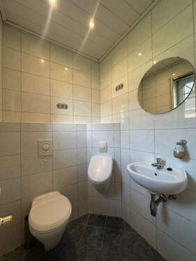 Gäste- WC EG - Einfamilienhaus mit 157,00 m&sup2; in Ostrhauderfehn zum Kaufen