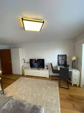 Wohnen/Essen - 1 Zimmer Etagenwohnung in Garching bei München
