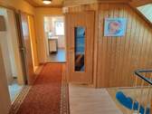 Flur oben mit Sauna - 