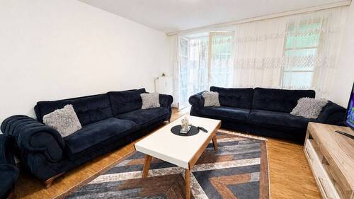 Wohnzimmer - 2 Zimmer Etagenwohnung zum Kaufen in Regensburg