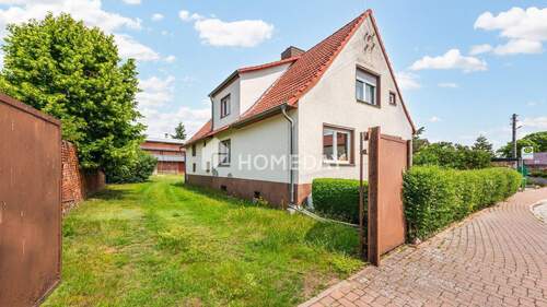 Außenansicht 2 - 4 Zimmer Einfamilienhaus in Genthin-Gladau