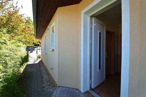 Hauseingang - 4 Zimmer Einfamilienhaus zum Kaufen in Dallgow-Döberitz