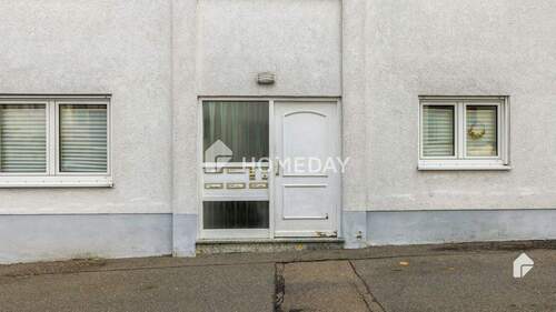 Haus 1 Außenansicht 2 - 1 Zimmer Mehrfamilienhaus, Wohnhaus zum Kaufen in Sandhausen