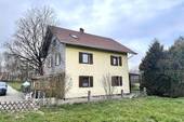 Außen - Südansicht - 4 Zimmer Einfamilienhaus zum Kaufen in Eggenfelden