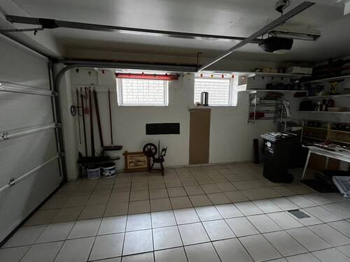 Geflieste Garage - 