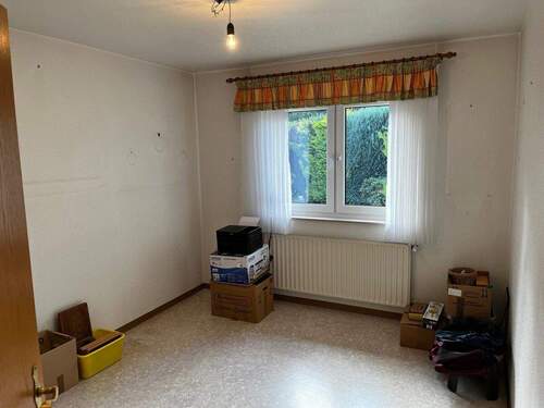 Büro oder Gästezimmer im Erdgeschoss - 