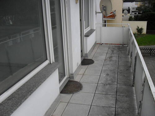 Balkon - Schöne Etagenwohnung mit großem Balkon