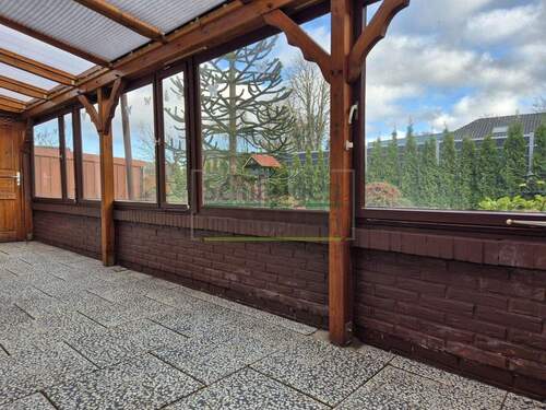überdachte Terrasse - 4 Zimmer Einfamilienhaus in Barßel