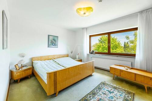 Schlafzimmer EG - 