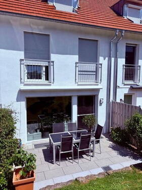 Terrasse mit Markise - 