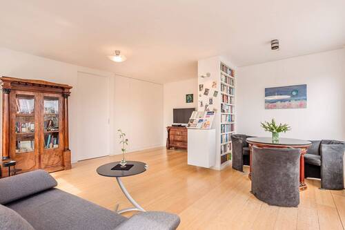 Wohnzimmer - 2 Zimmer Etagenwohnung in Berlin
