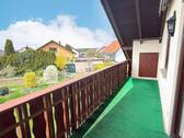 Balkon mit Markise und Drempel - 