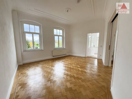 Wohnzimmer (2) - 4 Zimmer Etagenwohnung zur Miete in Aue Bad-Schlema