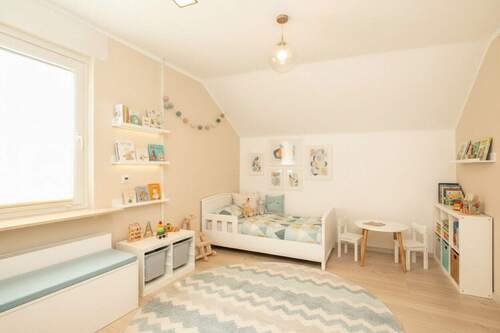 Kinderzimmer Dachgeschoss- visualisiert - 