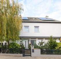 Großzügiges, modernes Familienhaus in ruhiger Lage von Götzenhain - Dreieich / Götzenhain