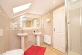 Badezimmer Dachgeschoss - 