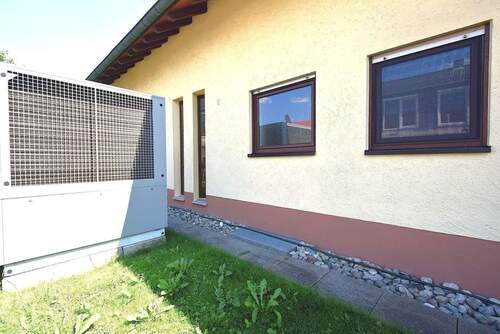 Luft-Wärmepumpe (Nordseite) - 