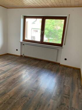 Zimmer 2 - 