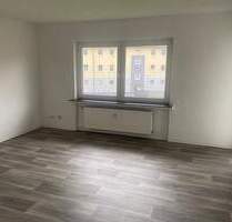 SOFORT FREI ! Schön aufgeteilt im 2. Obergeschoss mit Balkon und Tageslichtbad - Seesen