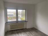 Schlafzimmer hinten links.jpeg - 3 Zimmer Etagenwohnung in Seesen