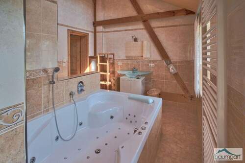 Bad mit begehbarer Dusche - 