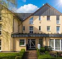 Wohnen mit Betreuung in toller Lage! 2-Raum-Eigentumswohnung mit Terrasse und Einbauküche! - Ribnitz-Damgarten