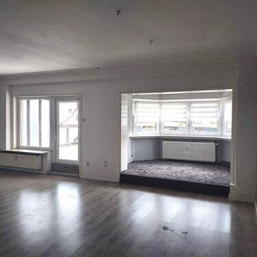 20230712_140728_resized.jpg - Balkon XXL in Geestemünde sucht neuen Sonnenanbeter!