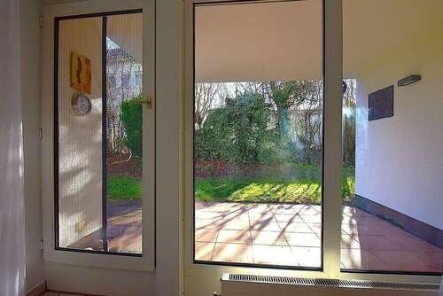 9. Blick auf die Terrasse DSC - 2 Zimmer Etagenwohnung in Schwäbisch Gmünd