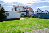 Nordansicht mit Garten - 