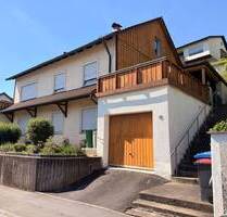 Großzügiges Wohnhaus mit 2 Terrassen und Gartenfläche in Ebelsbach