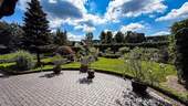 Garten mit Terrasse - 