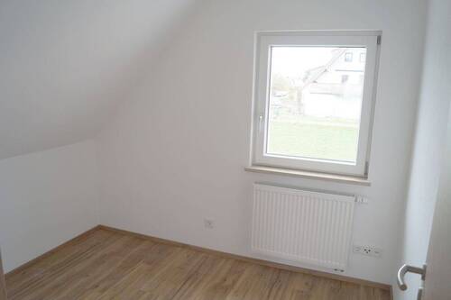 ... Gäste- oder Arbeitszimmer im DG ... - 