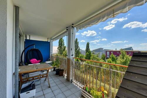Balkon nach Süden - Etagenwohnung mit 96,00 m&sup2; in Stuttgart zur Miete