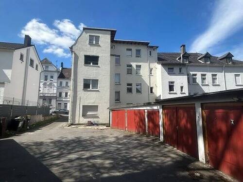 IMG_8786.jpg - 8-Familienhaus mit 7 Garagen + Doppelgarage mit Mietsteigerungspotential in Lüdenscheid...Nähe Neubaugebiet („Wiesenstraße“)…