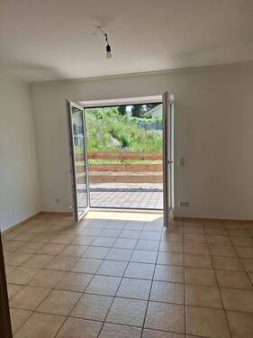 Teilansicht Wohnraum Bild 2 .jpg - 