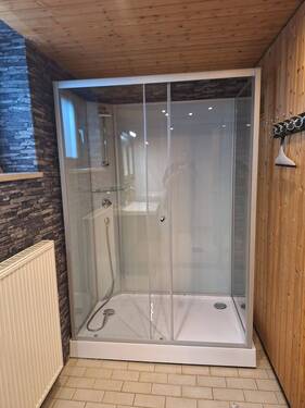 Dusche Saunabereich.jpg - 