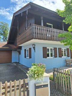 Hausansicht .jpg - 4 Zimmer Mehrfamilienhaus, Wohnhaus zur Miete in Aying