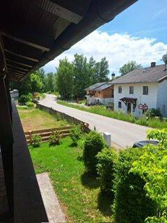 Ausblick vom Balkon .jpg - 4 Zimmer Mehrfamilienhaus, Wohnhaus in Aying