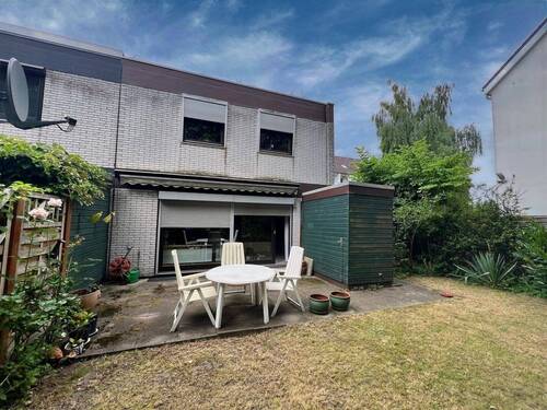 Rückansicht - 4 Zimmer Reihenendhaus in Lübeck