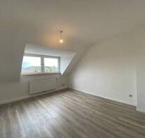 Klein aber fein! Renovierte Dachgeschosswohnung in Bottrop Klein aber fein! Renovierte Dachgeschosswohnung in Bottrop