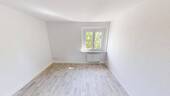 Wohnzimmer - 3-Raum-Wohnung in ruhiger Seitenstraße gelegen