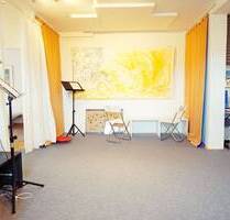 Wohnen & Wirken: Möbliertes Refugium mit Ateliernutzung in Zierenberg