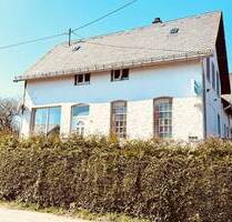 **Renovierung mit Vision** EFH*MFH*Haus mit Einliegerwohnung**Nahe A1A60- Pendler **Belgien-Luxemburg- NRW *Ferienwohnung*Platz für Wohnmobil - Auw bei Prüm