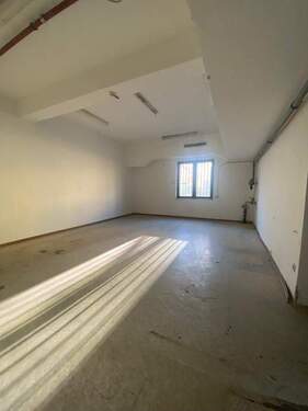 Lagerfläche - Großzügige Lagerfläche mit 143,27 m² im Münsterfeld ab sofort zu vermieten