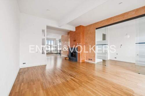 Blick vom Wohnbereich zum Essbereich - Etagenwohnung mit 131,70 m&sup2; in Berlin zum Kaufen