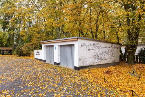 Garage - 