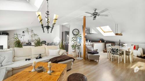 W4 Wohnzimmer 1 - 