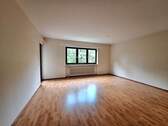 Wohnzimmer - 3 Zimmer Etagenwohnung zur Miete in Kaiserslautern