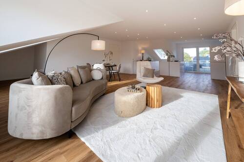 Wohnen - 3 Zimmer Etagenwohnung in Friedrichstadt